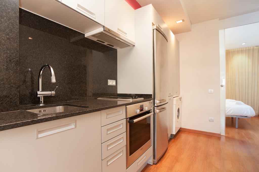 Rambla Suites Barcelona Exterior photo